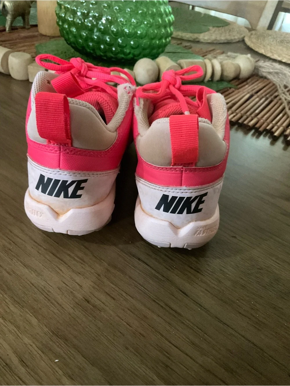 Nike Alpha Menace 4 Pro NRG PS Size 4Y Racer Pink Molded Cleats